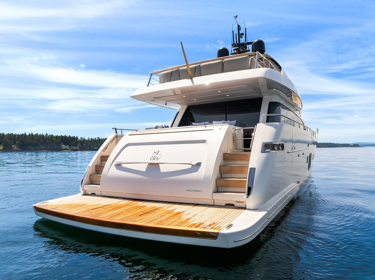 https://arconyachts.ams3.digitaloceanspaces.com/83748/conversions/large_4727679-optimize.jpg