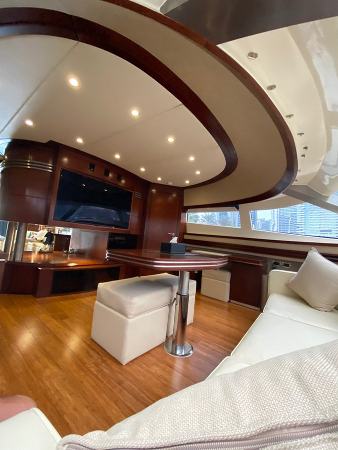https://arconyachts.ams3.digitaloceanspaces.com/83977/conversions/large_3390500-optimize.jpg