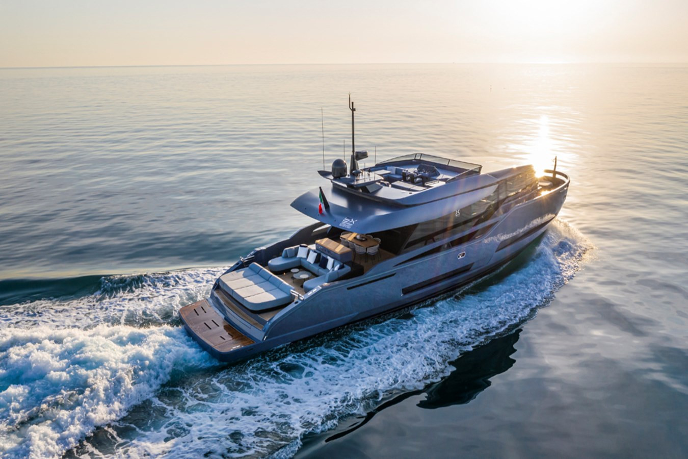 https://arconyachts.ams3.digitaloceanspaces.com/84190/conversions/large_4606742-optimize.jpg