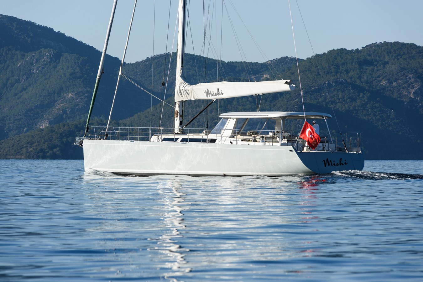 https://arconyachts.ams3.digitaloceanspaces.com/84201/conversions/large_4592868-optimize.jpg