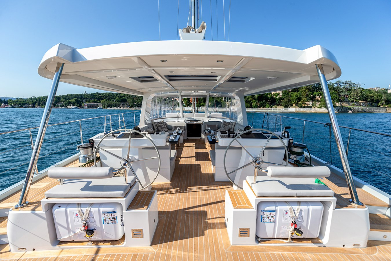 https://arconyachts.ams3.digitaloceanspaces.com/84242/conversions/large_4592886-optimize.jpg