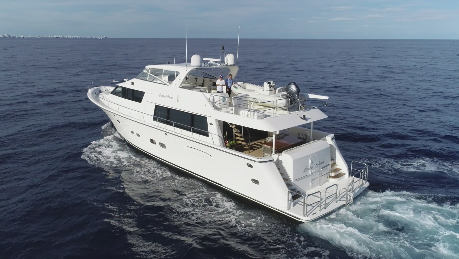 https://arconyachts.ams3.digitaloceanspaces.com/84366/conversions/large_3687185-optimize.jpg