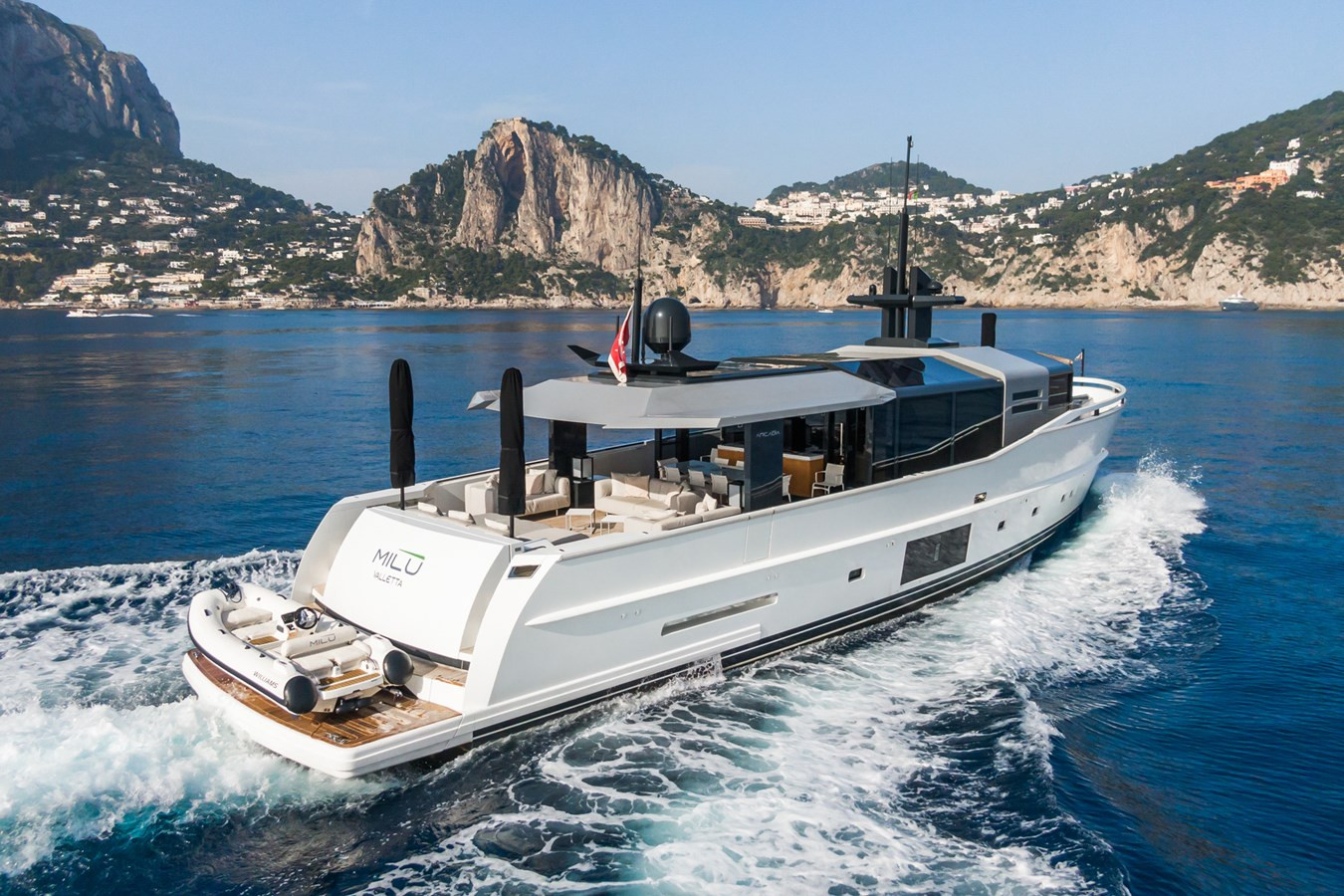 https://arconyachts.ams3.digitaloceanspaces.com/84373/conversions/large_3662463-optimize.jpg