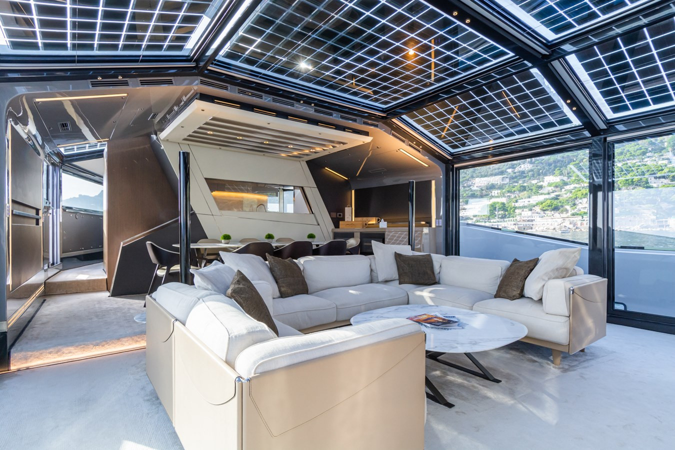 https://arconyachts.ams3.digitaloceanspaces.com/84444/conversions/large_3662493-optimize.jpg