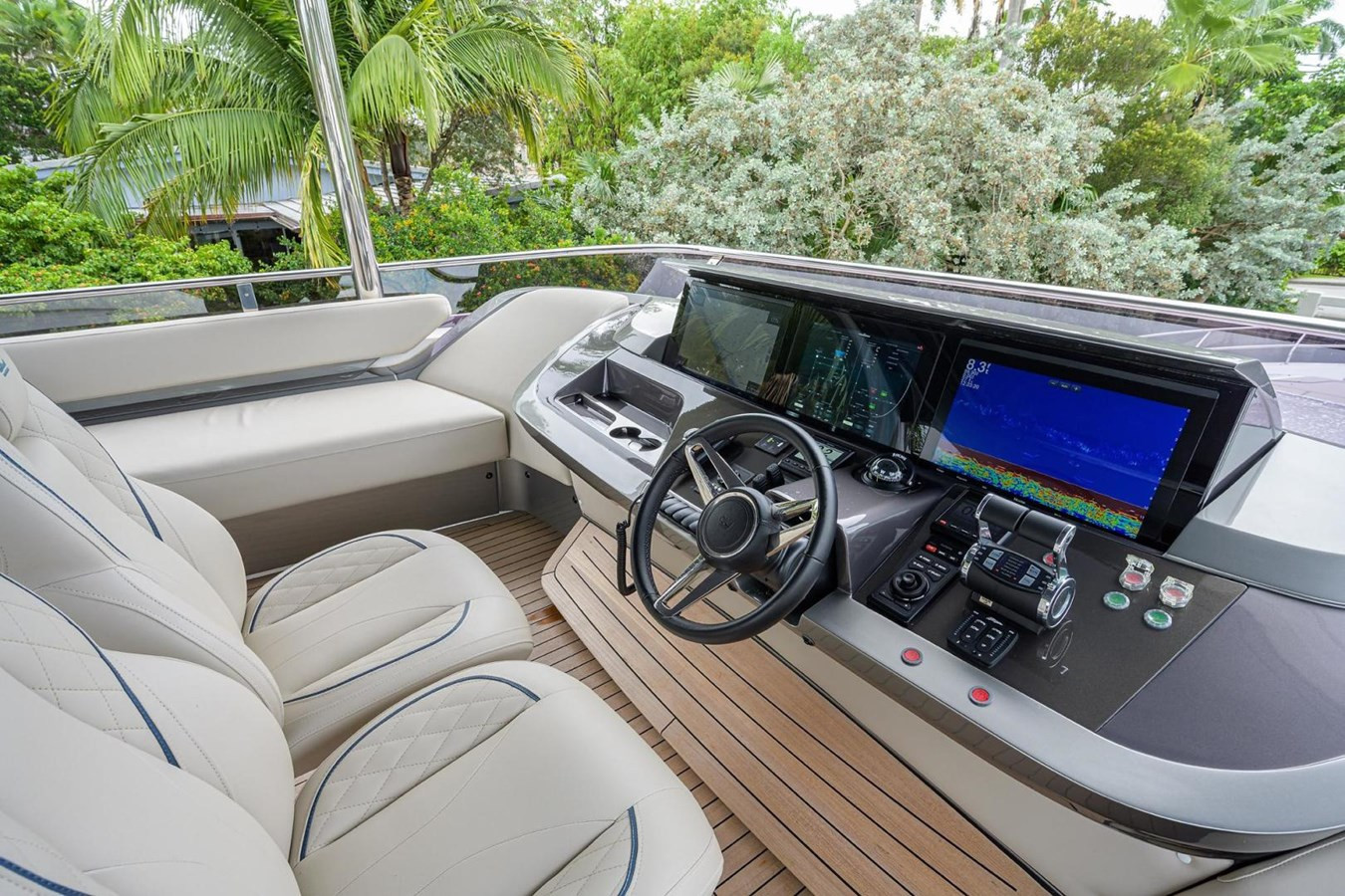 https://arconyachts.ams3.digitaloceanspaces.com/84792/conversions/large_4533260-optimize.jpg