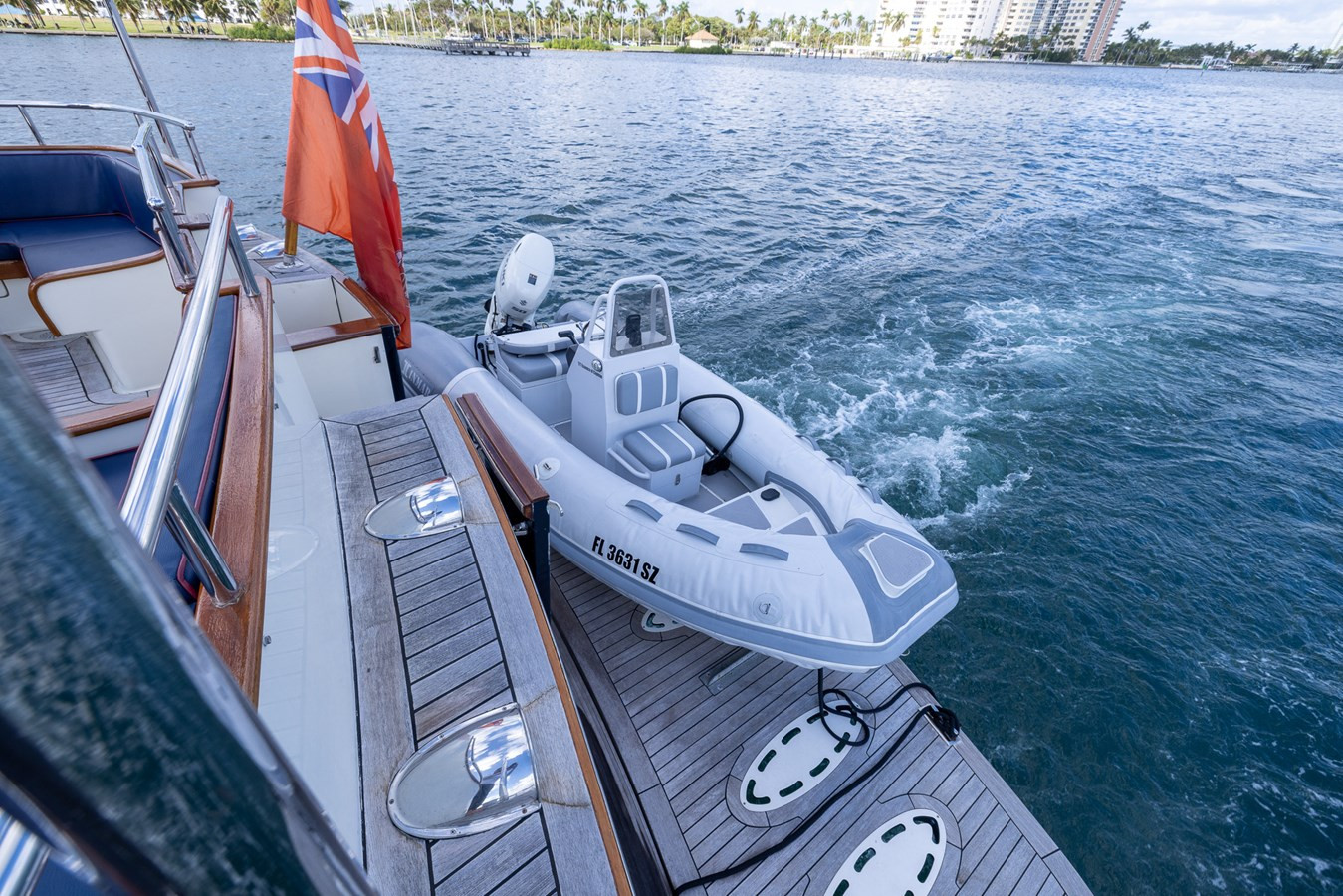 https://arconyachts.ams3.digitaloceanspaces.com/84827/conversions/large_4344930-optimize.jpg