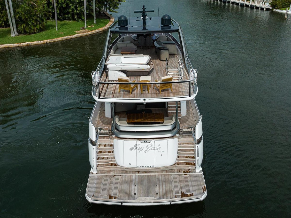 https://arconyachts.ams3.digitaloceanspaces.com/84837/conversions/large_4533276-optimize.jpg