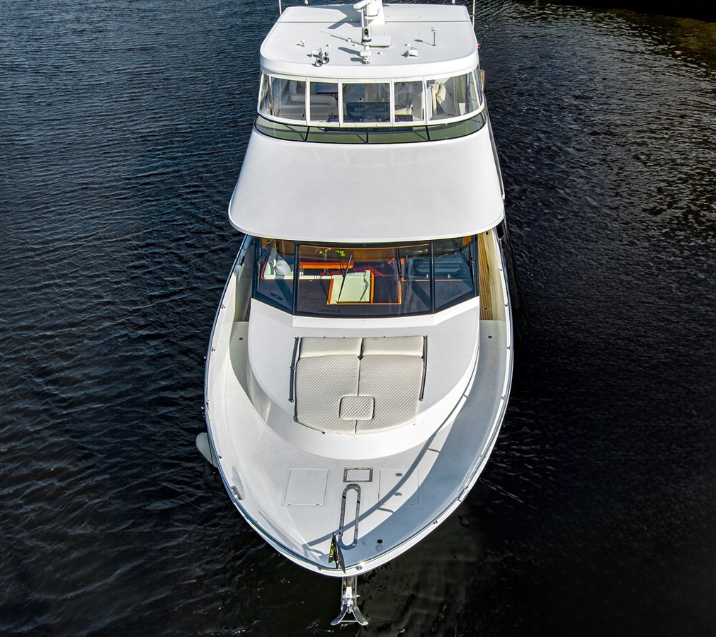 https://arconyachts.ams3.digitaloceanspaces.com/84848/conversions/large_4577431-optimize.jpg