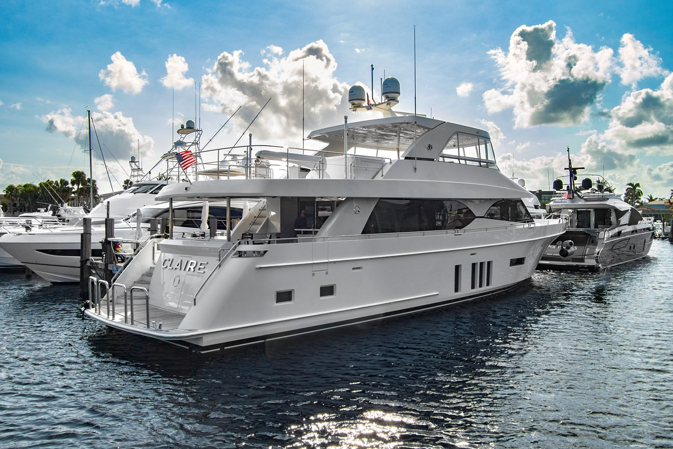 https://arconyachts.ams3.digitaloceanspaces.com/84864/conversions/large_4577436-optimize.jpg