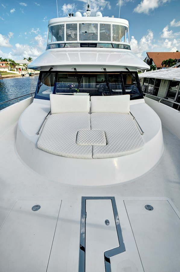 https://arconyachts.ams3.digitaloceanspaces.com/84867/conversions/large_4577437-optimize.jpg
