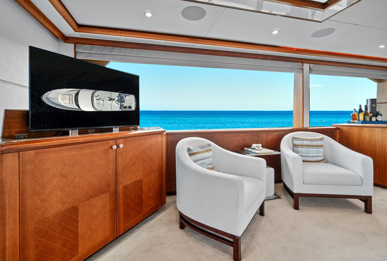 https://arconyachts.ams3.digitaloceanspaces.com/84914/conversions/large_4577452-optimize.jpg