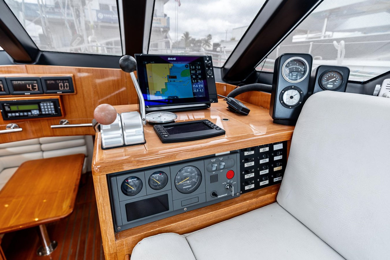https://arconyachts.ams3.digitaloceanspaces.com/85308/conversions/large_4646592-optimize.jpg