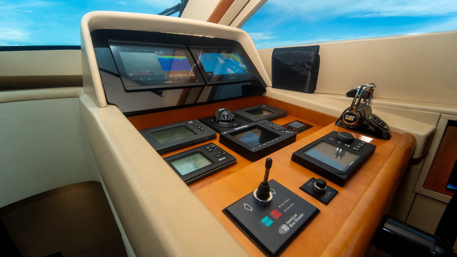 https://arconyachts.ams3.digitaloceanspaces.com/85443/conversions/large_4824664-optimize.jpg