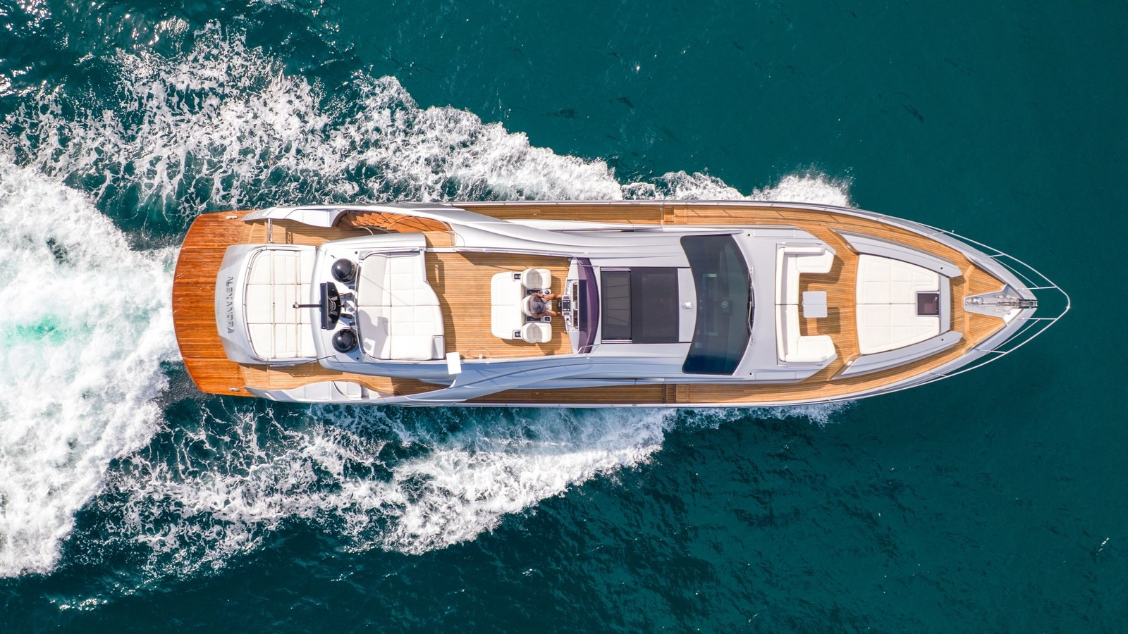 https://arconyachts.ams3.digitaloceanspaces.com/85543/conversions/large_4856849-optimize.jpg