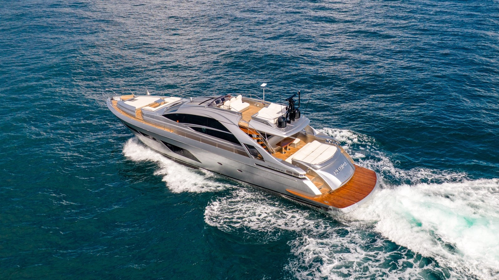 https://arconyachts.ams3.digitaloceanspaces.com/85551/conversions/large_4856854-optimize.jpg