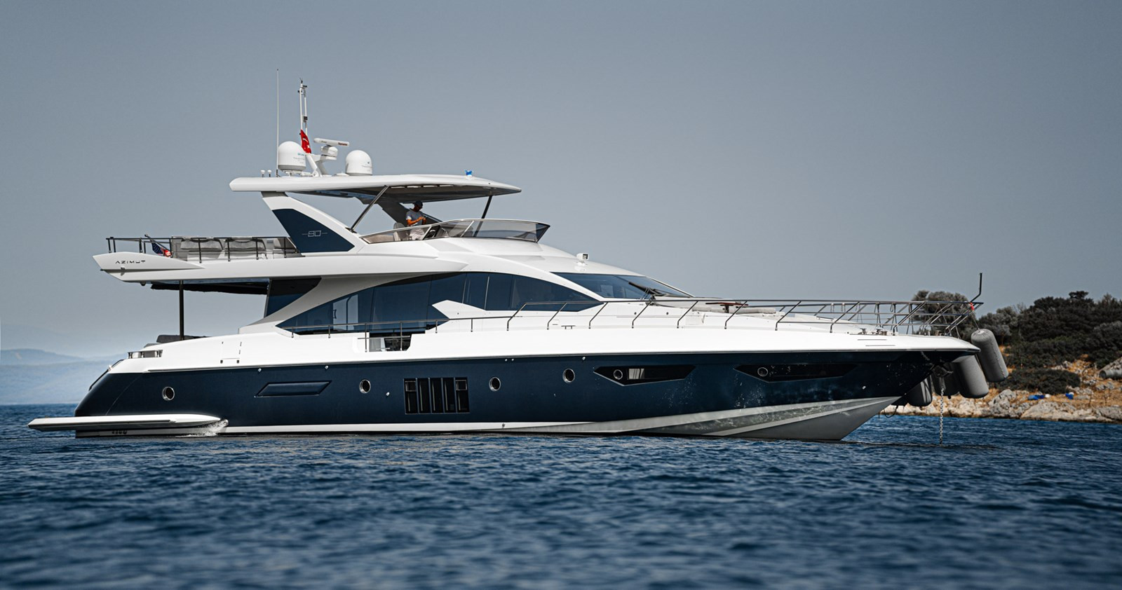 https://arconyachts.ams3.digitaloceanspaces.com/85618/conversions/large_4000651-optimize.jpg
