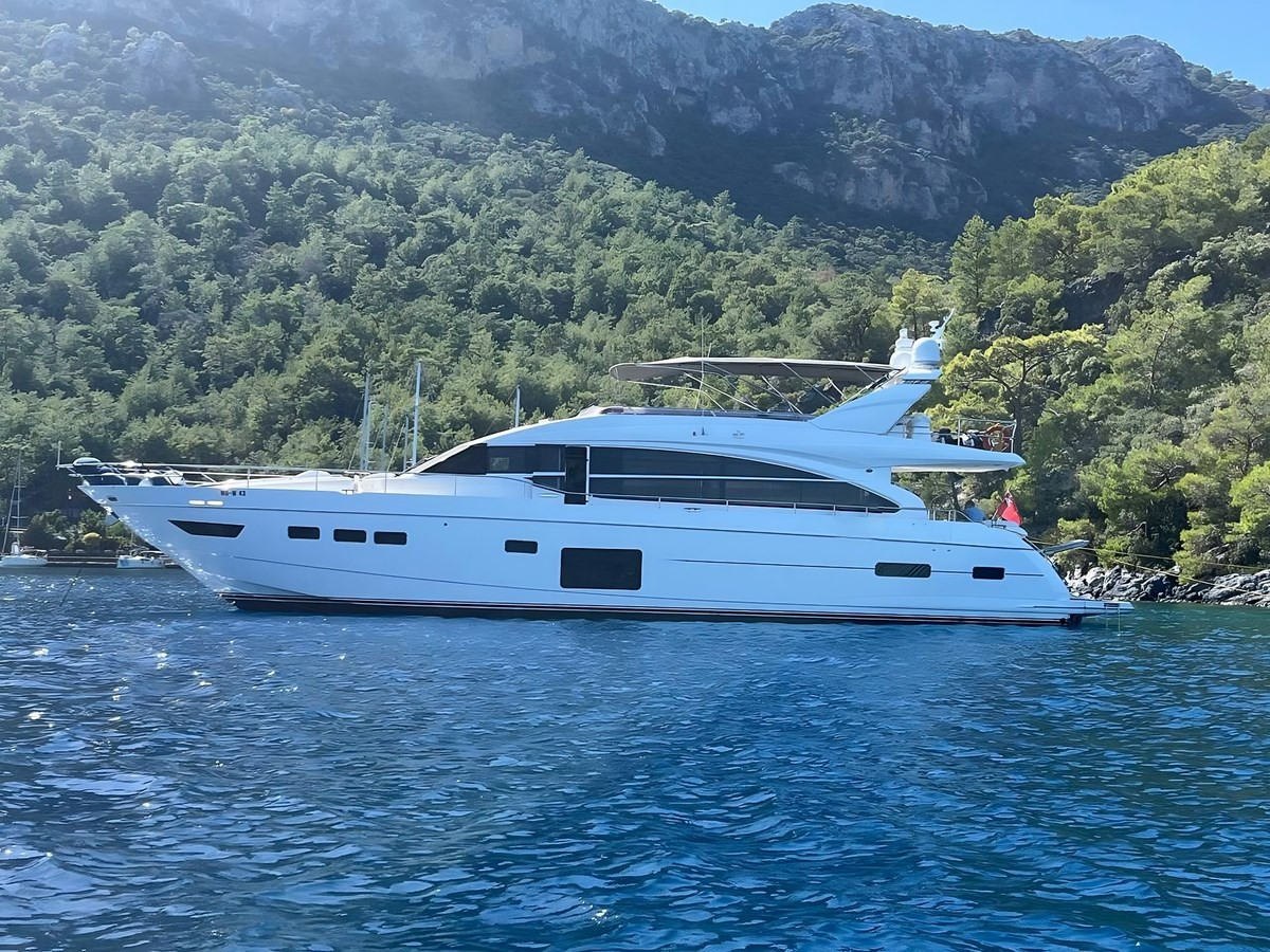 https://arconyachts.ams3.digitaloceanspaces.com/85634/conversions/large_4455004-optimize.jpg