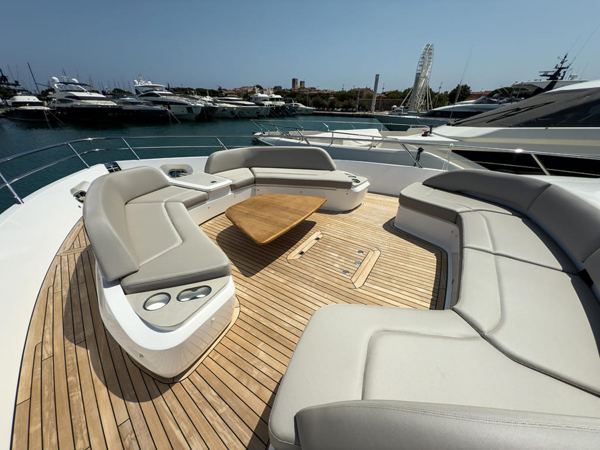 https://arconyachts.ams3.digitaloceanspaces.com/85748/conversions/large_4810241-optimize.jpg