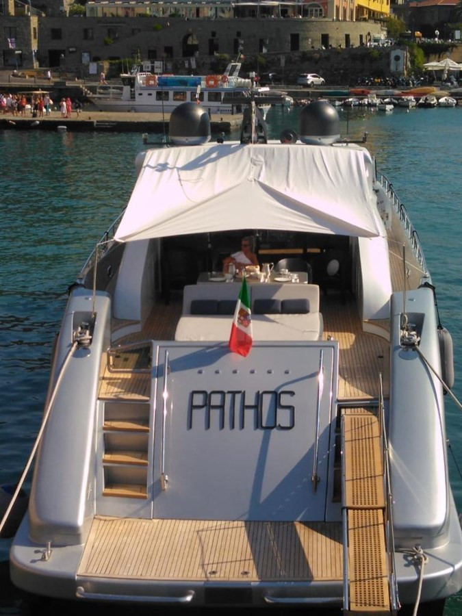 https://arconyachts.ams3.digitaloceanspaces.com/85874/conversions/large_4270956-optimize.jpg