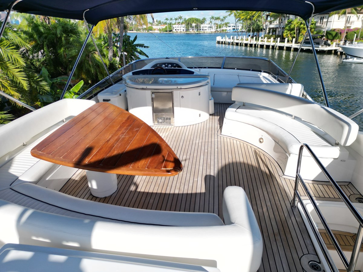 https://arconyachts.ams3.digitaloceanspaces.com/86099/conversions/large_3705475-optimize.jpg
