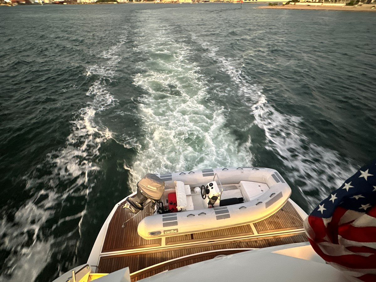 https://arconyachts.ams3.digitaloceanspaces.com/86123/conversions/large_3705483-optimize.jpg