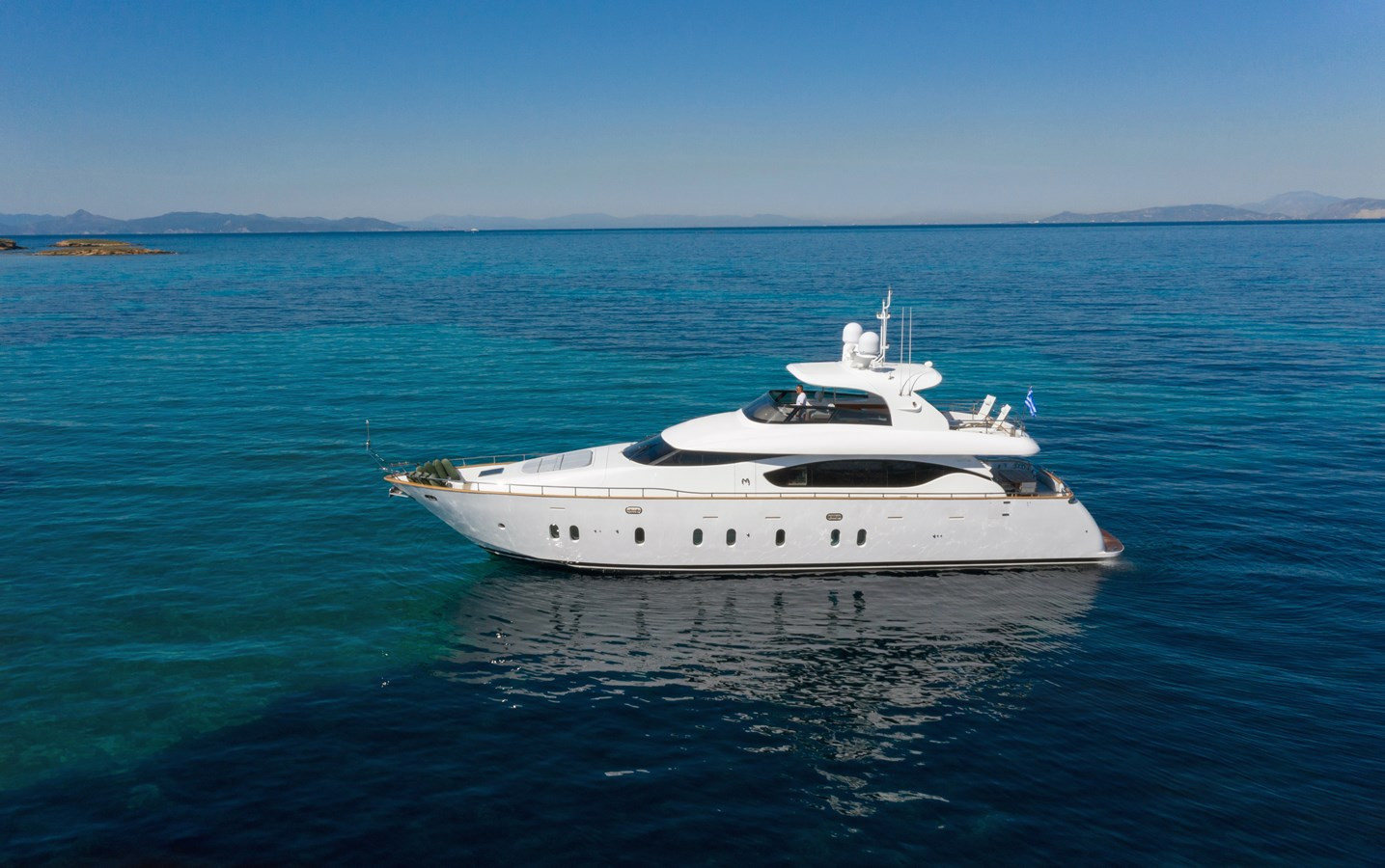 https://arconyachts.ams3.digitaloceanspaces.com/86219/conversions/large_4796309-optimize.jpg