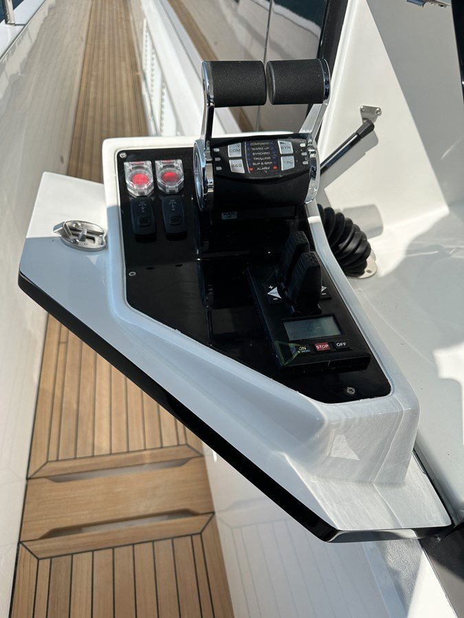 https://arconyachts.ams3.digitaloceanspaces.com/86291/conversions/large_4678736-optimize.jpg