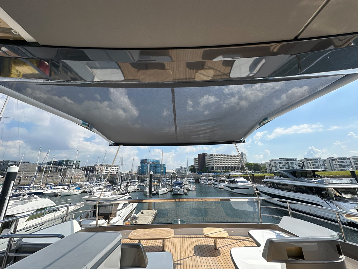 https://arconyachts.ams3.digitaloceanspaces.com/86294/conversions/large_4678737-optimize.jpg