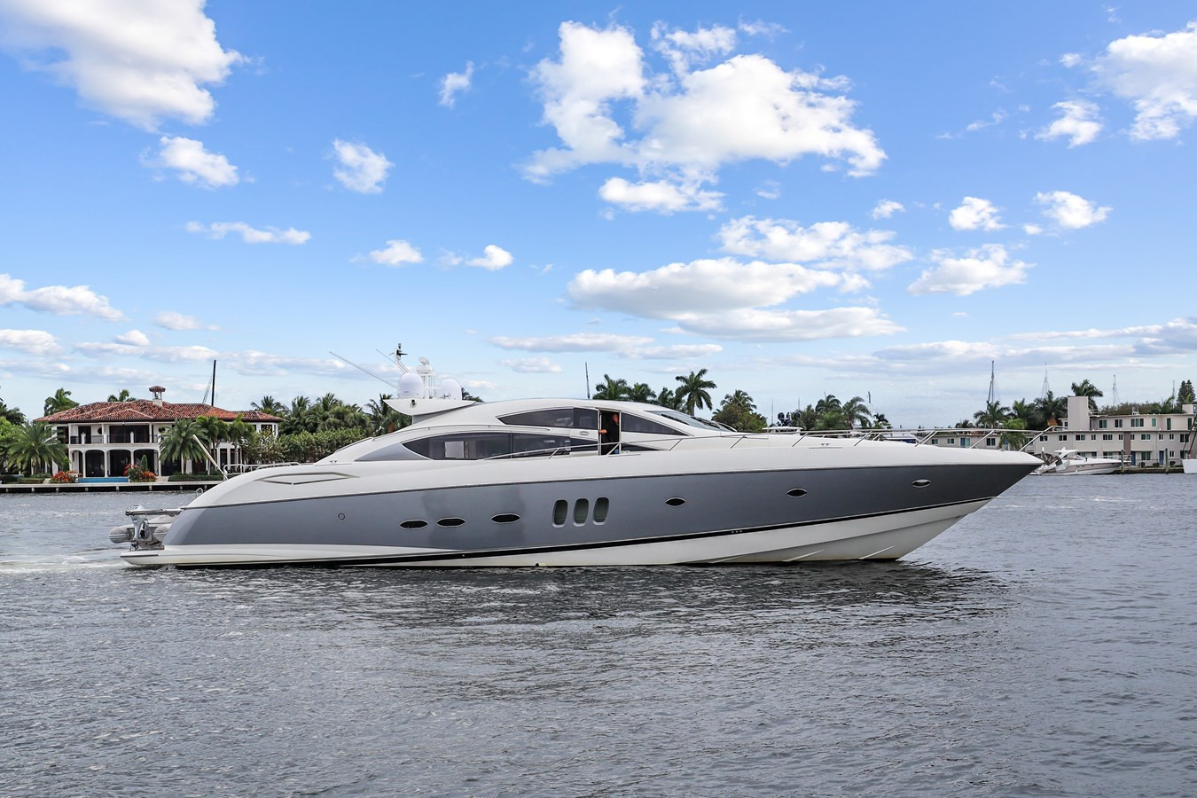 https://arconyachts.ams3.digitaloceanspaces.com/86396/conversions/large_3448595-optimize.jpg