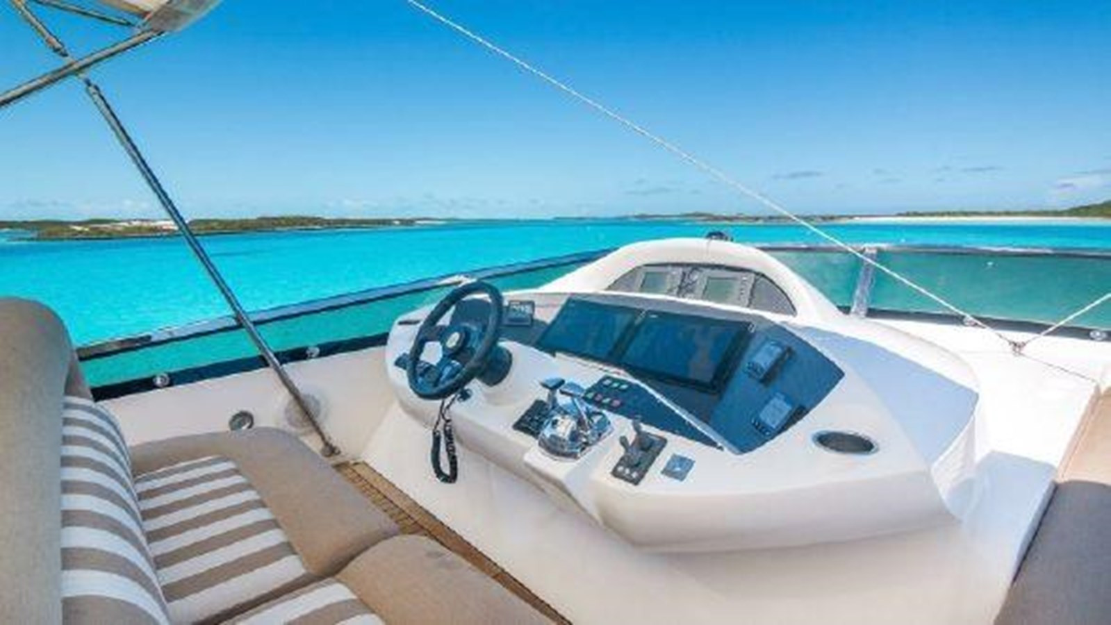 https://arconyachts.ams3.digitaloceanspaces.com/86478/conversions/large_2735228-optimize.jpg