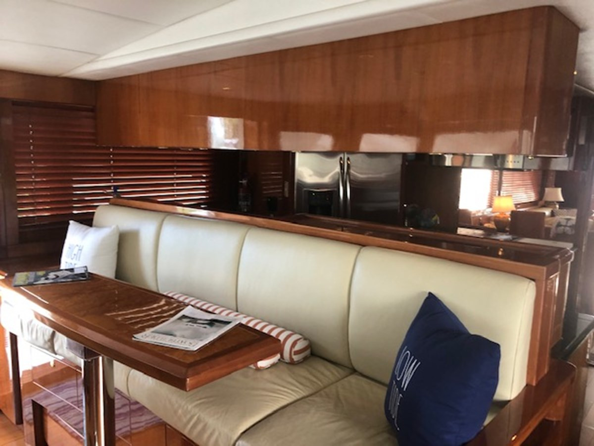 https://arconyachts.ams3.digitaloceanspaces.com/86520/conversions/large_3512846-optimize.jpg