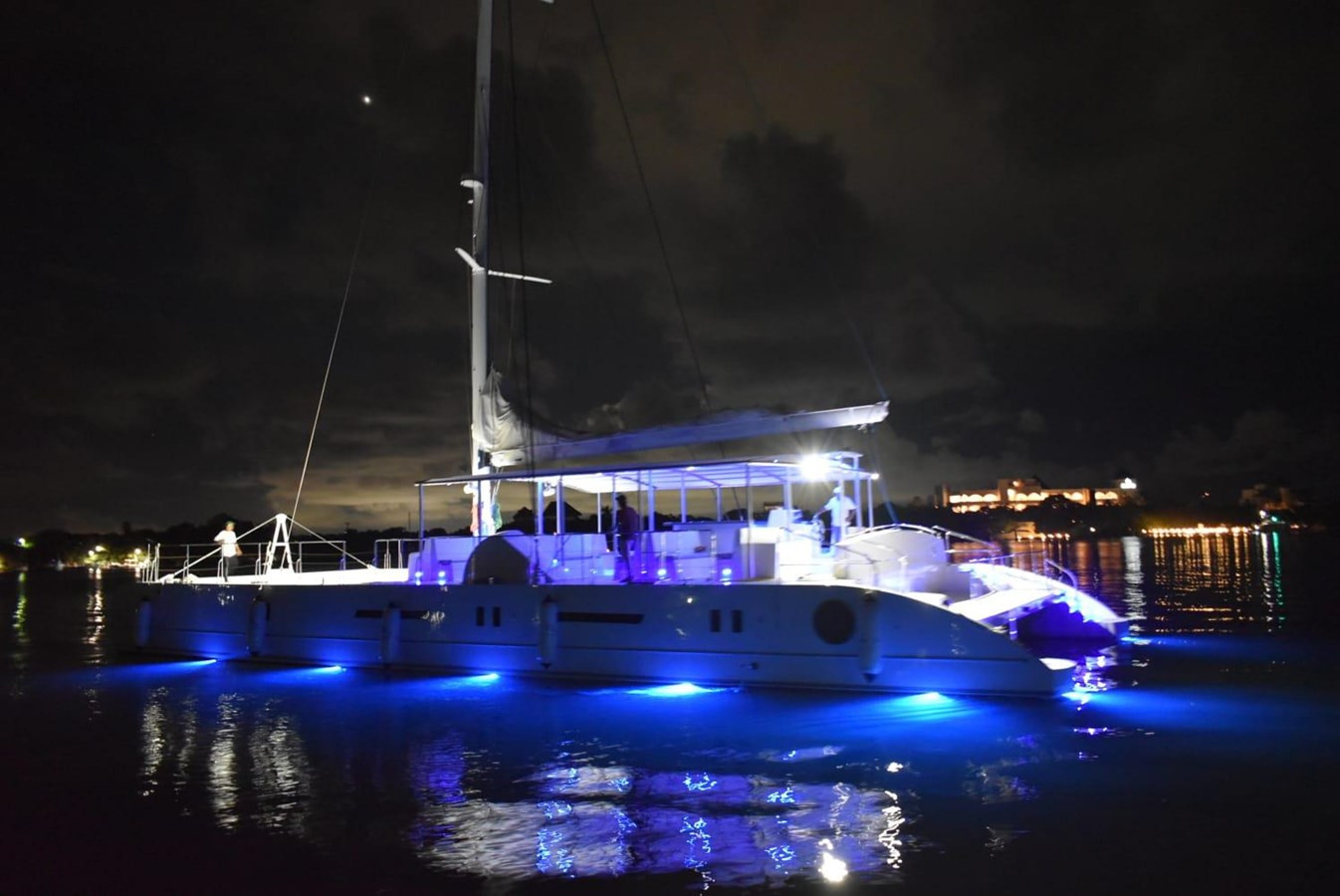 https://arconyachts.ams3.digitaloceanspaces.com/86532/conversions/large_3616988-optimize.jpg