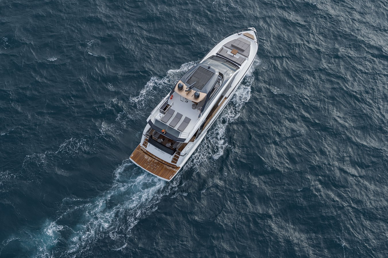 https://arconyachts.ams3.digitaloceanspaces.com/86747/conversions/large_4261138-optimize.jpg