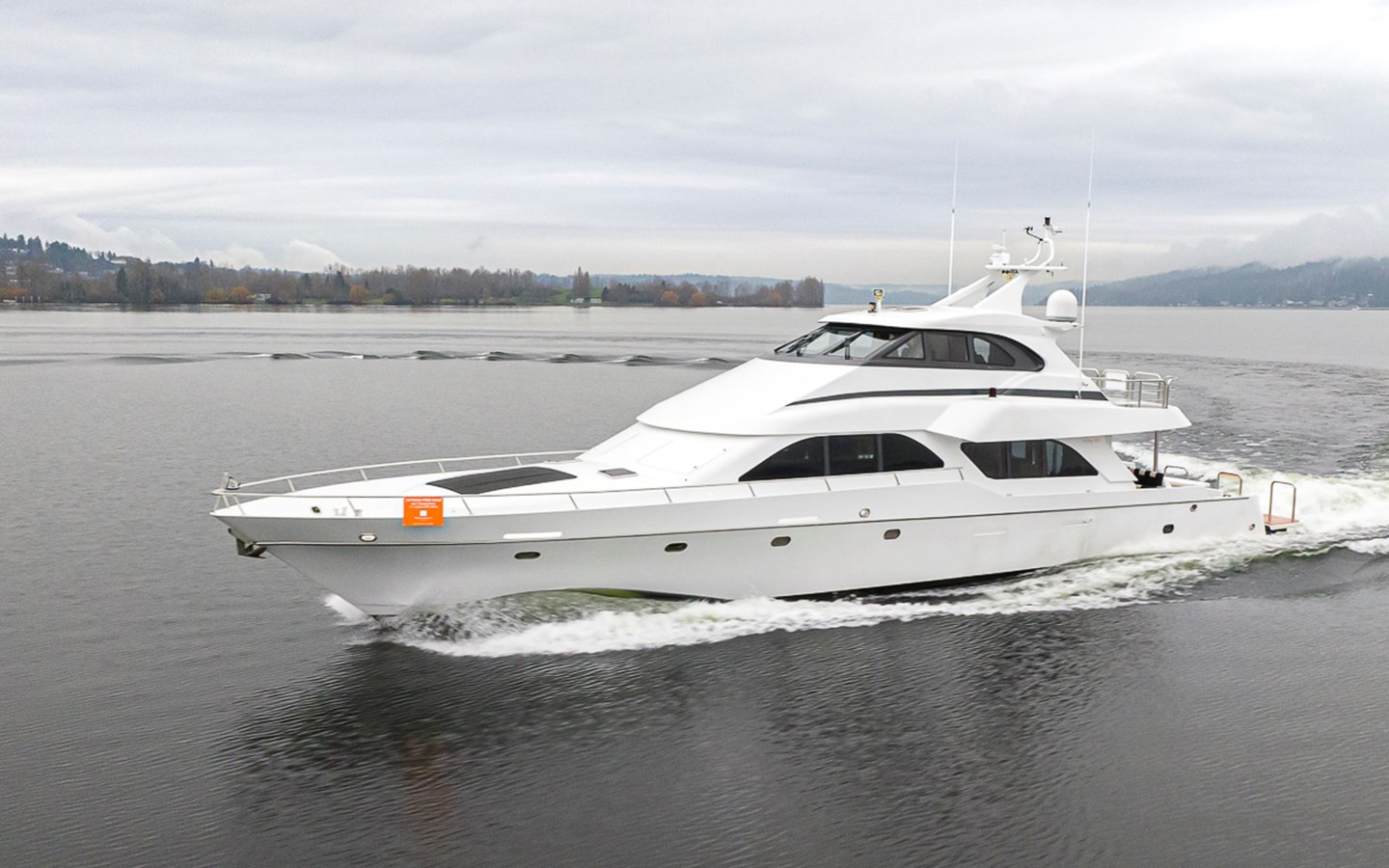 https://arconyachts.ams3.digitaloceanspaces.com/86870/conversions/large_4087263-optimize.jpg
