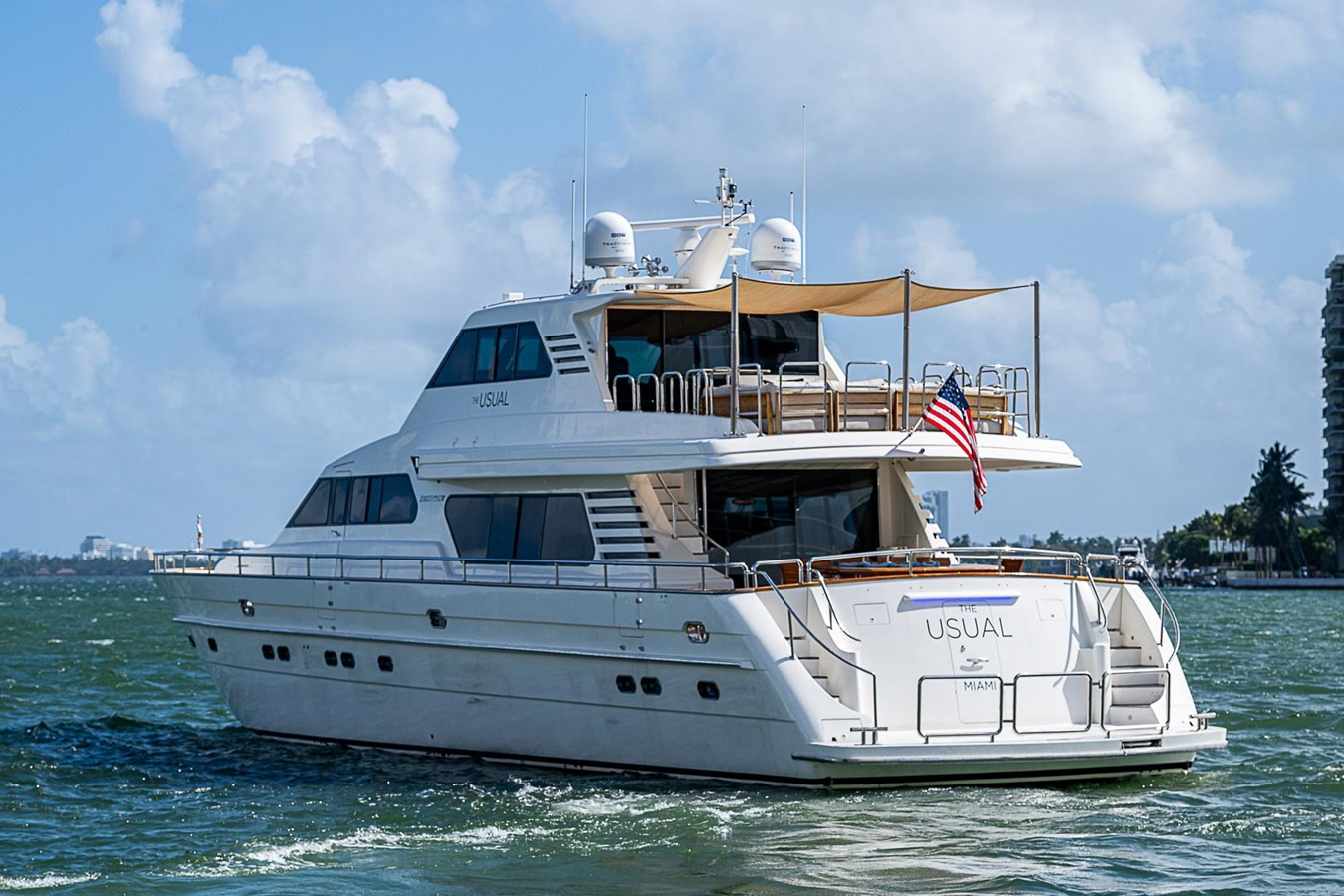 https://arconyachts.ams3.digitaloceanspaces.com/86896/conversions/large_4819288-optimize.jpg