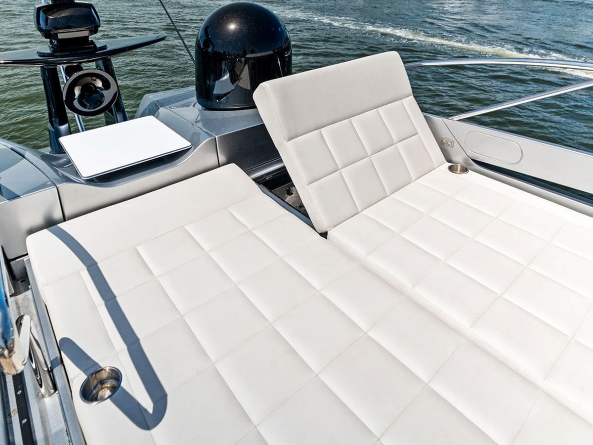 https://arconyachts.ams3.digitaloceanspaces.com/86907/conversions/large_4746278-optimize.jpg