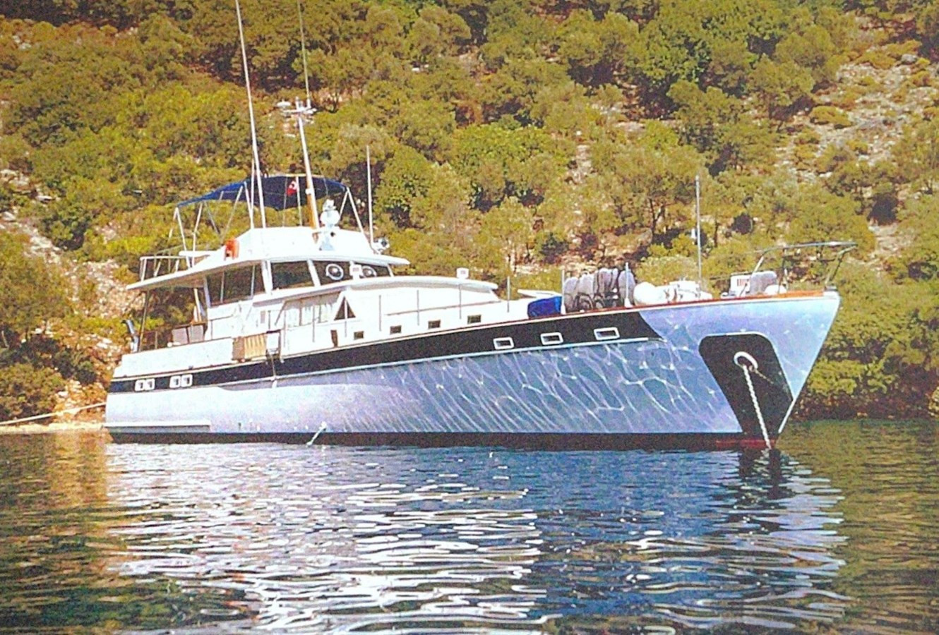https://arconyachts.ams3.digitaloceanspaces.com/87316/conversions/large_4441655-optimize.jpg