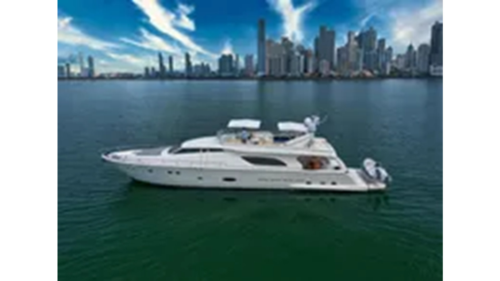 https://arconyachts.ams3.digitaloceanspaces.com/87452/conversions/large_4292960-optimize.jpg