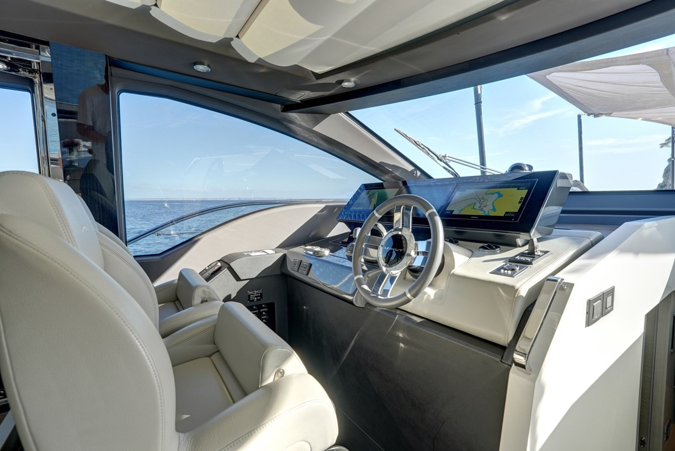 https://arconyachts.ams3.digitaloceanspaces.com/87717/conversions/large_4853673-optimize.jpg