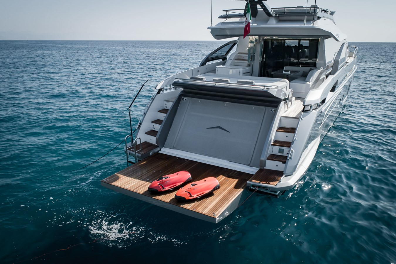 https://arconyachts.ams3.digitaloceanspaces.com/87723/conversions/large_3739031-optimize.jpg