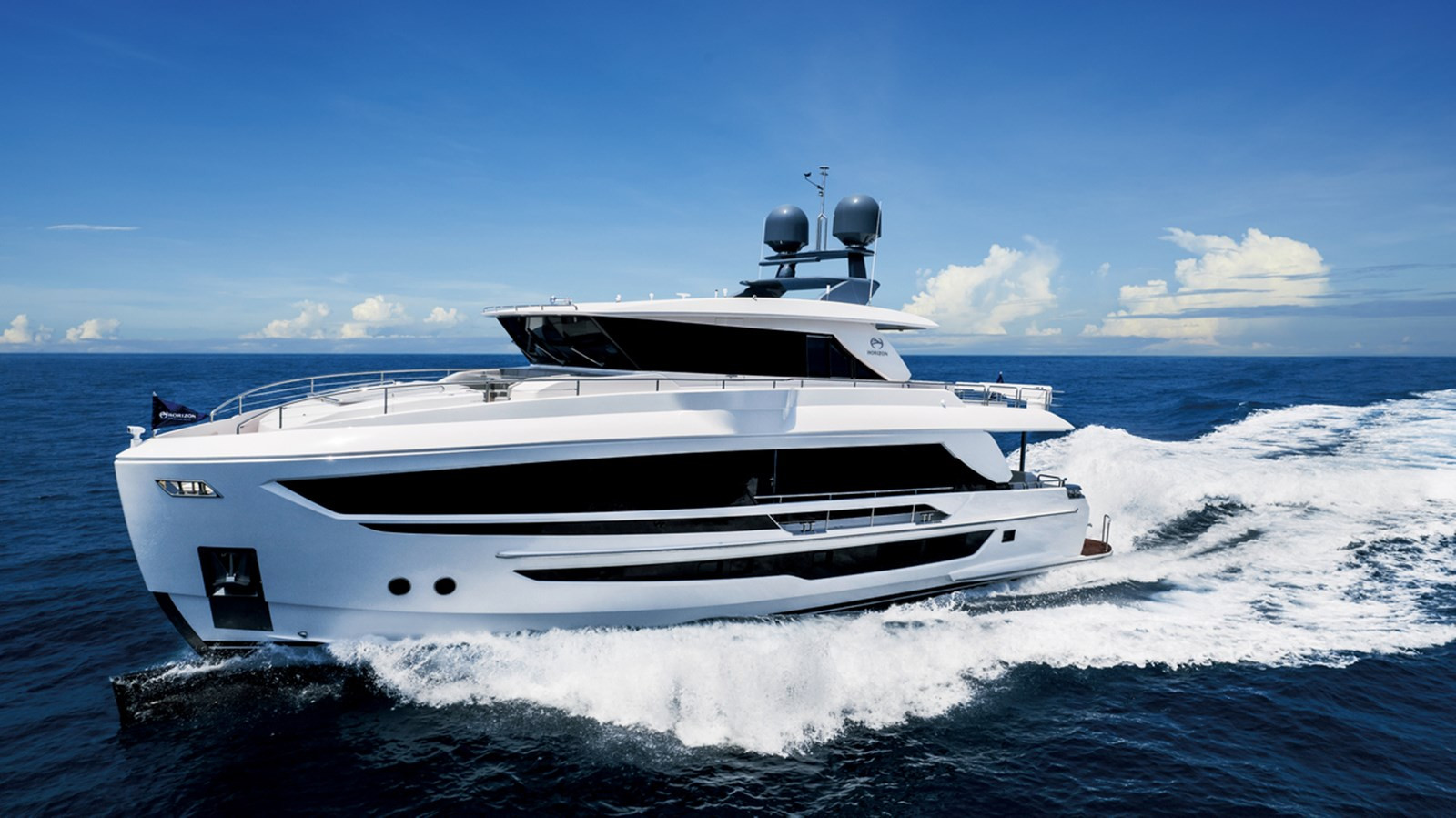 https://arconyachts.ams3.digitaloceanspaces.com/87792/conversions/large_3850667-optimize.jpg