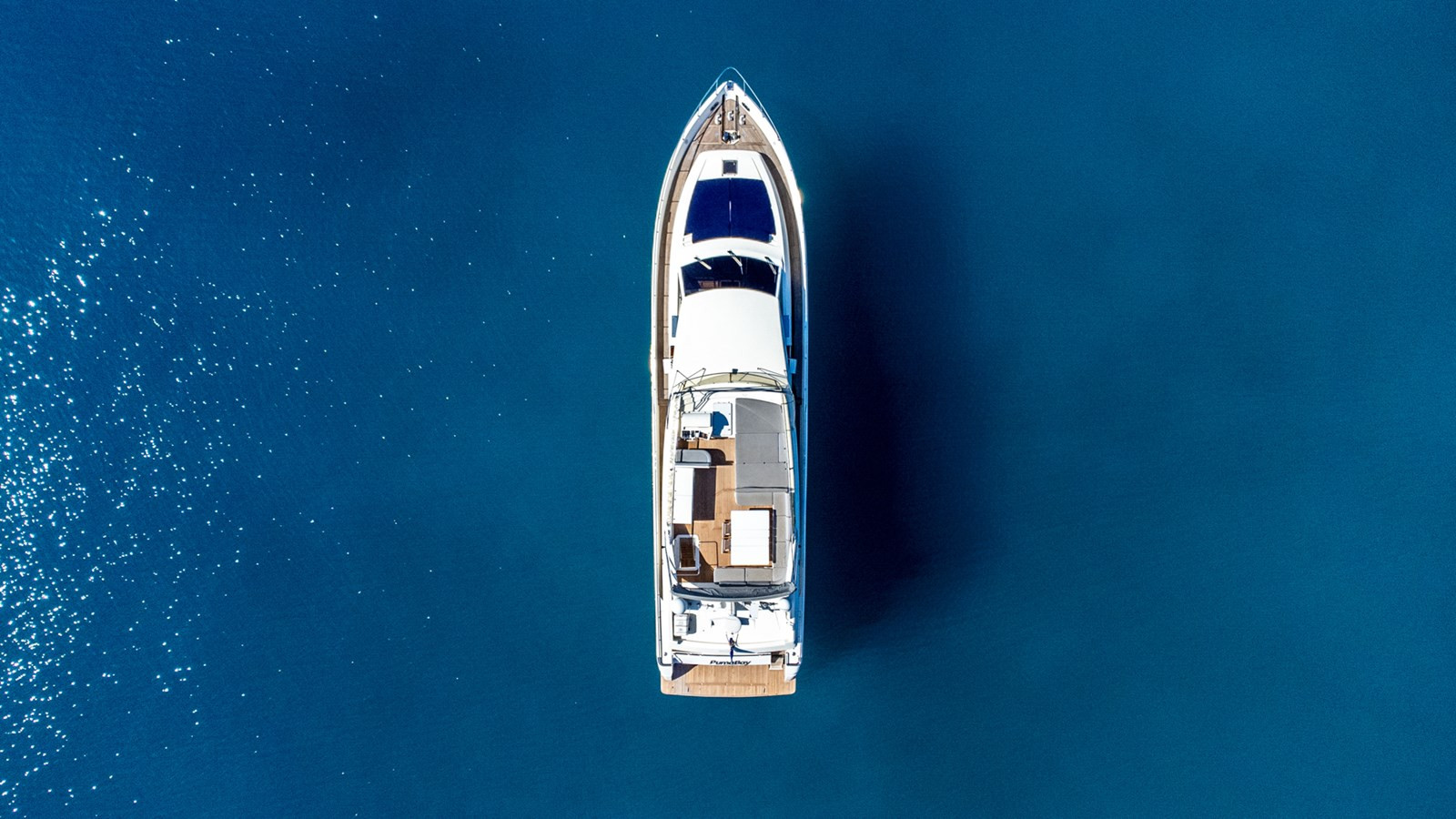 https://arconyachts.ams3.digitaloceanspaces.com/87824/conversions/large_4687135-optimize.jpg