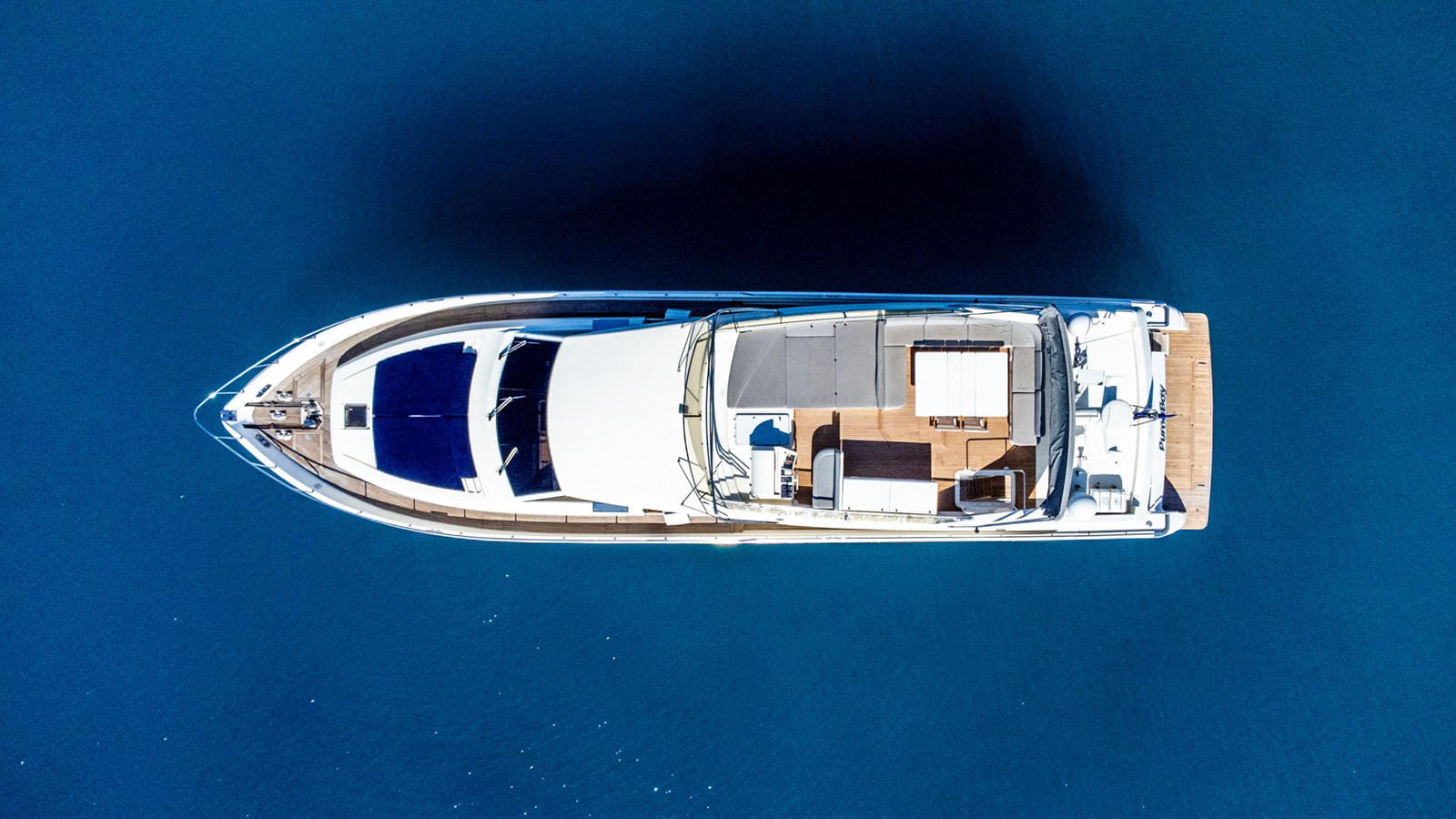 https://arconyachts.ams3.digitaloceanspaces.com/87827/conversions/large_4687136-optimize.jpg