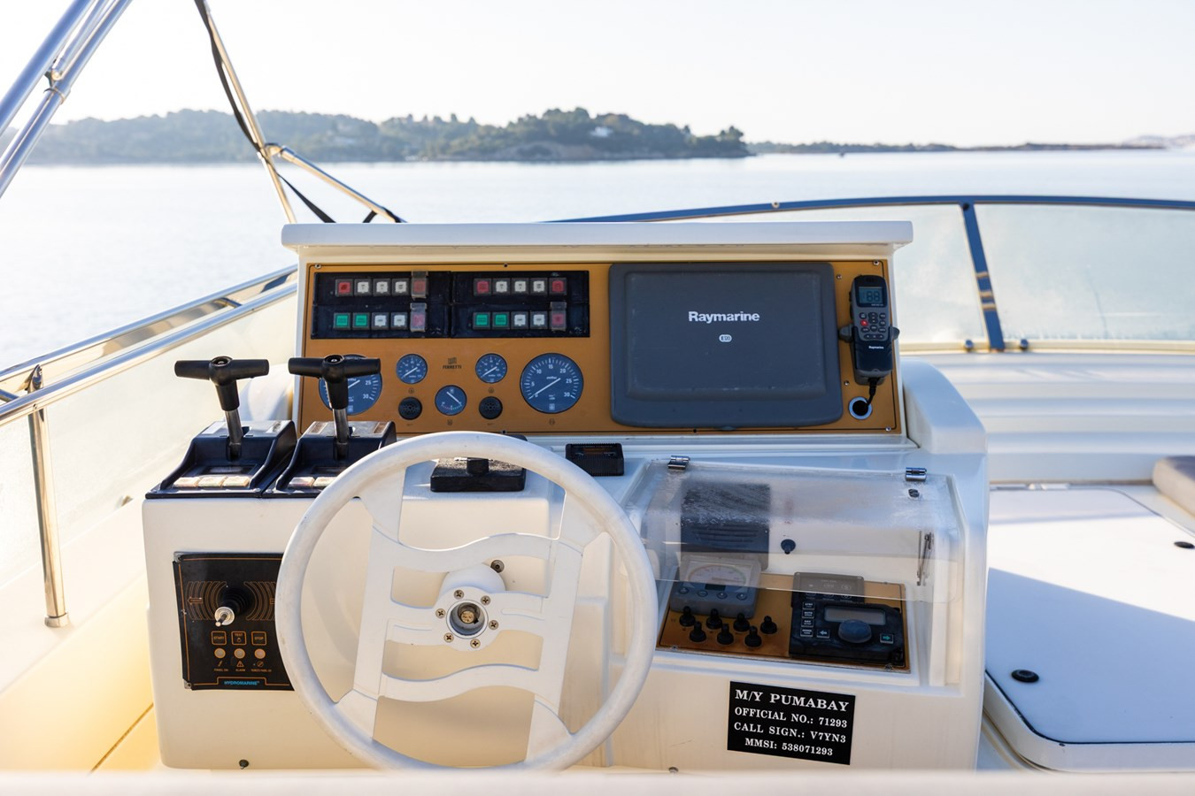 https://arconyachts.ams3.digitaloceanspaces.com/87898/conversions/large_4687168-optimize.jpg