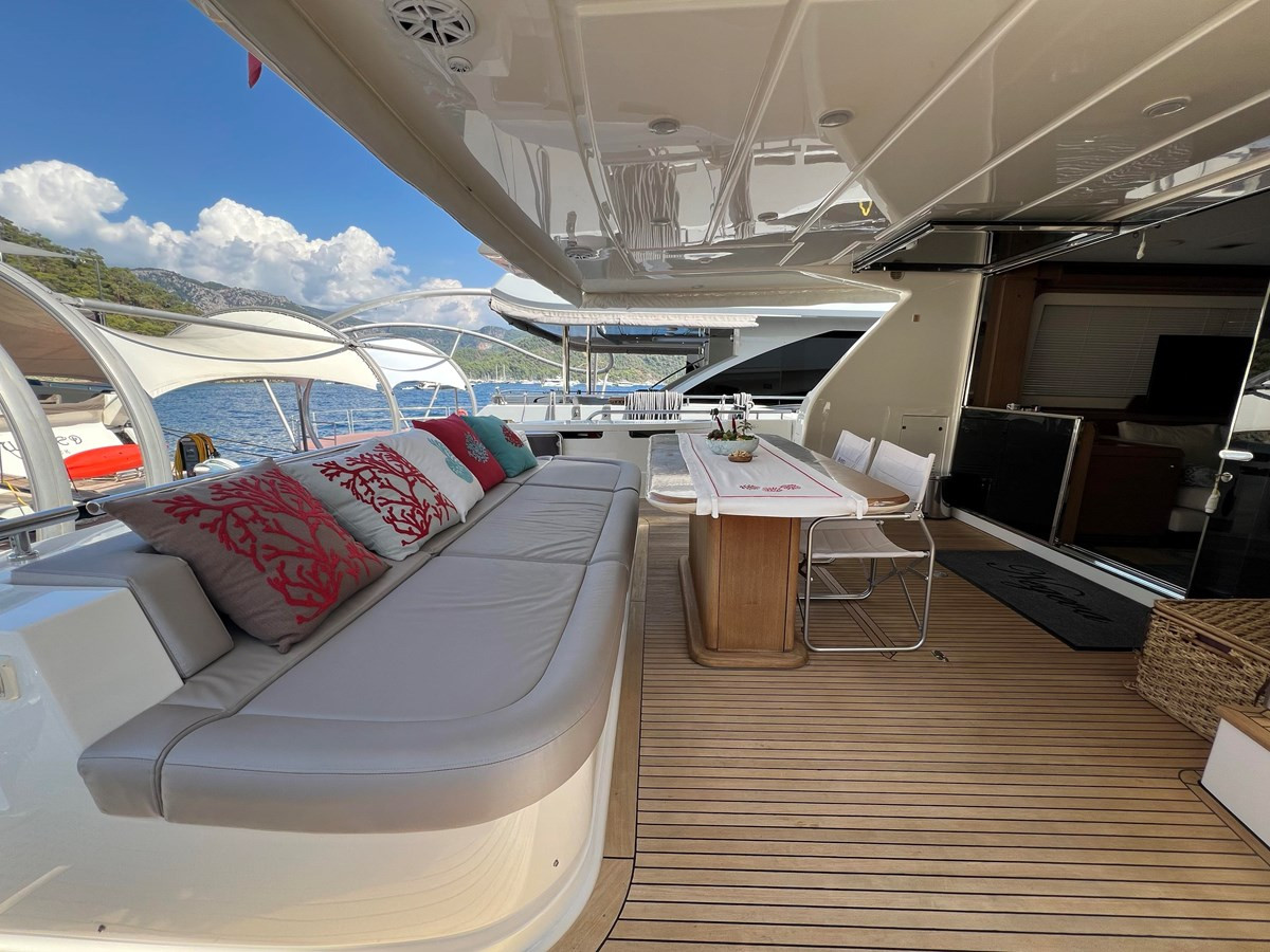 https://arconyachts.ams3.digitaloceanspaces.com/88034/conversions/large_4821501-optimize.jpg