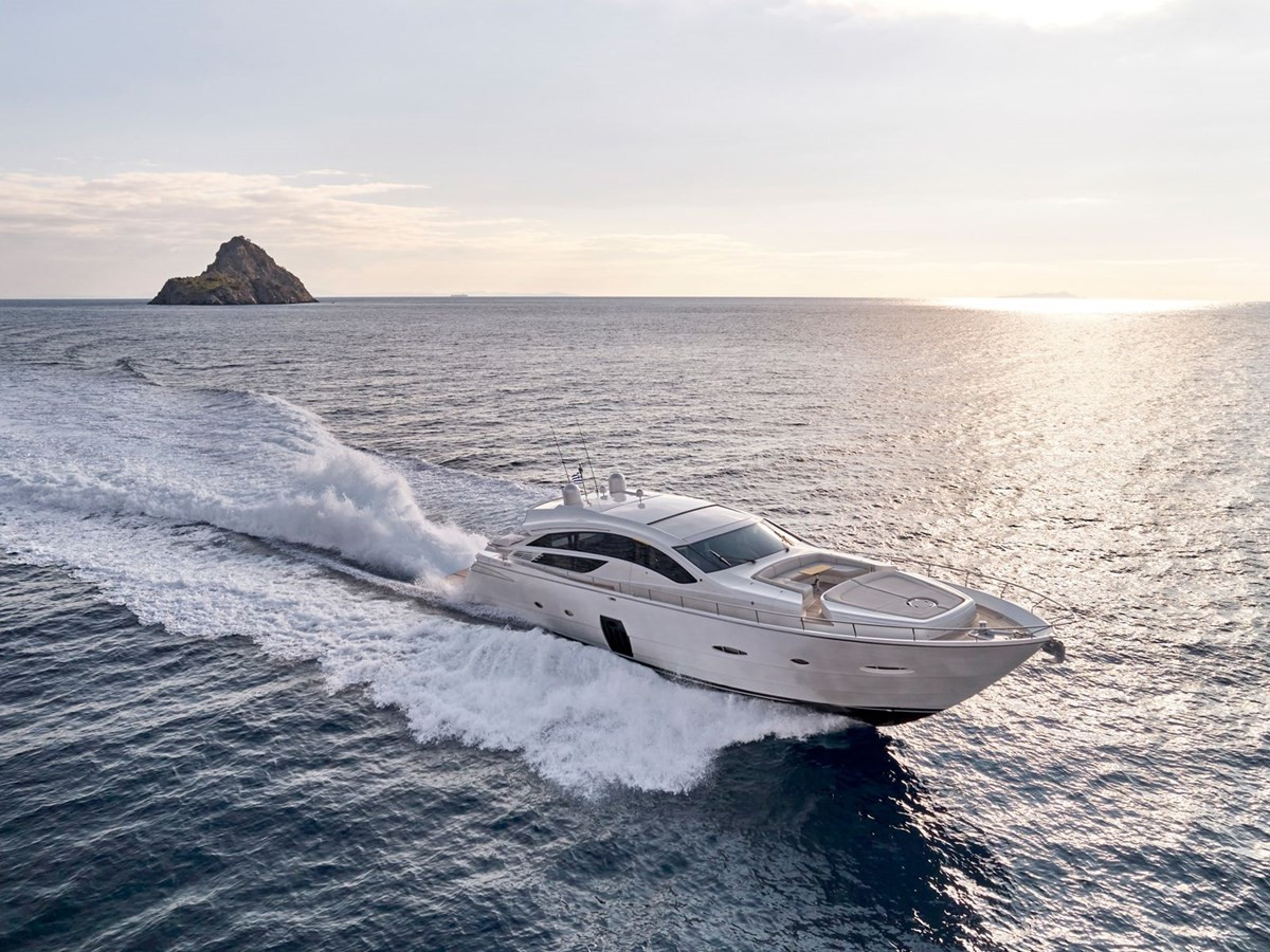 https://arconyachts.ams3.digitaloceanspaces.com/88152/conversions/large_4430718-optimize.jpg