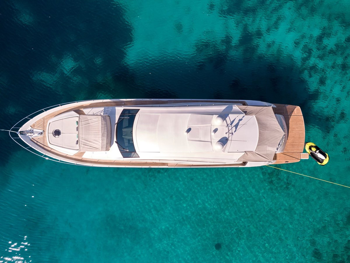 https://arconyachts.ams3.digitaloceanspaces.com/88185/conversions/large_4430734-optimize.jpg