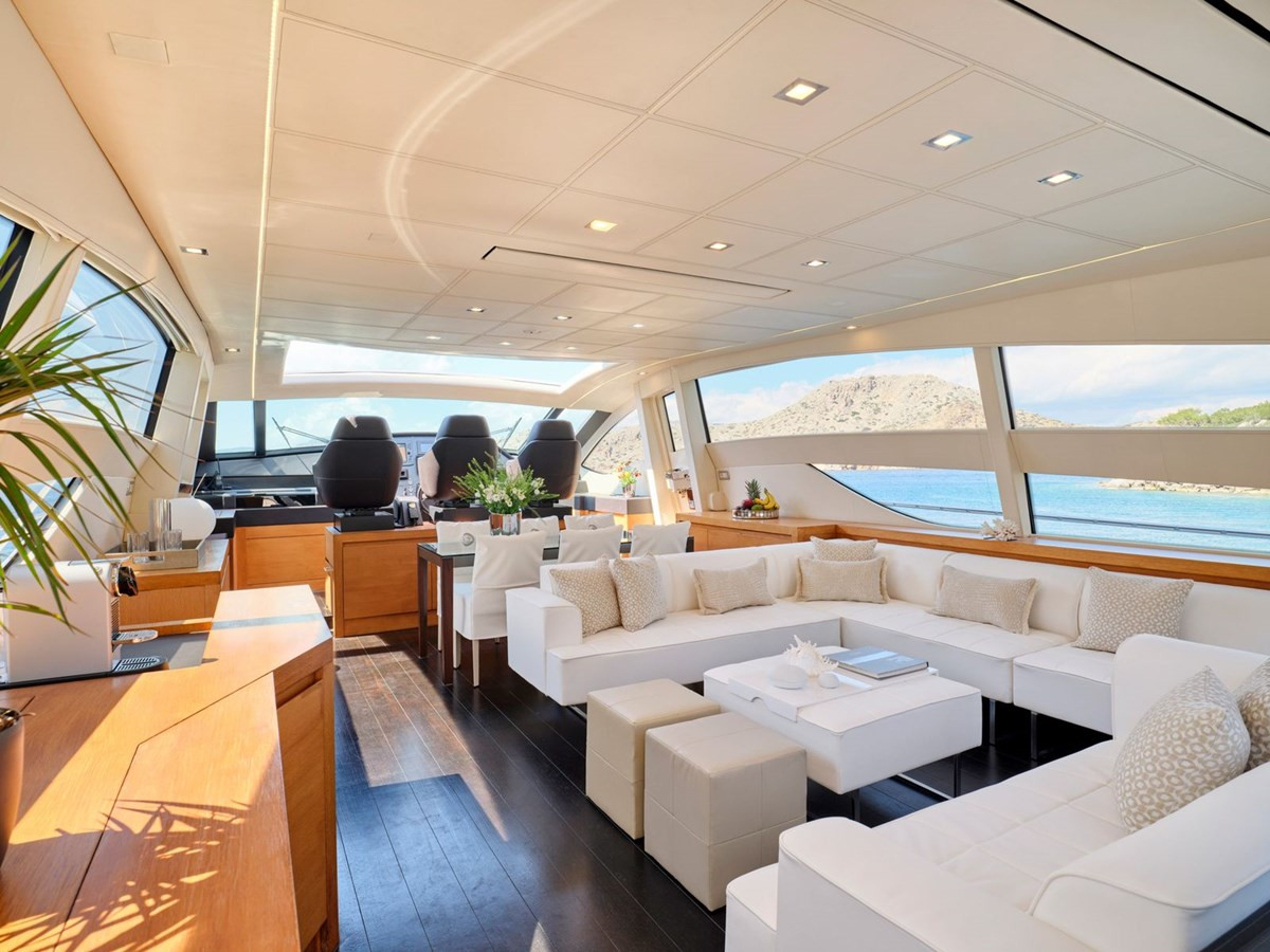 https://arconyachts.ams3.digitaloceanspaces.com/88213/conversions/large_4430746-optimize.jpg