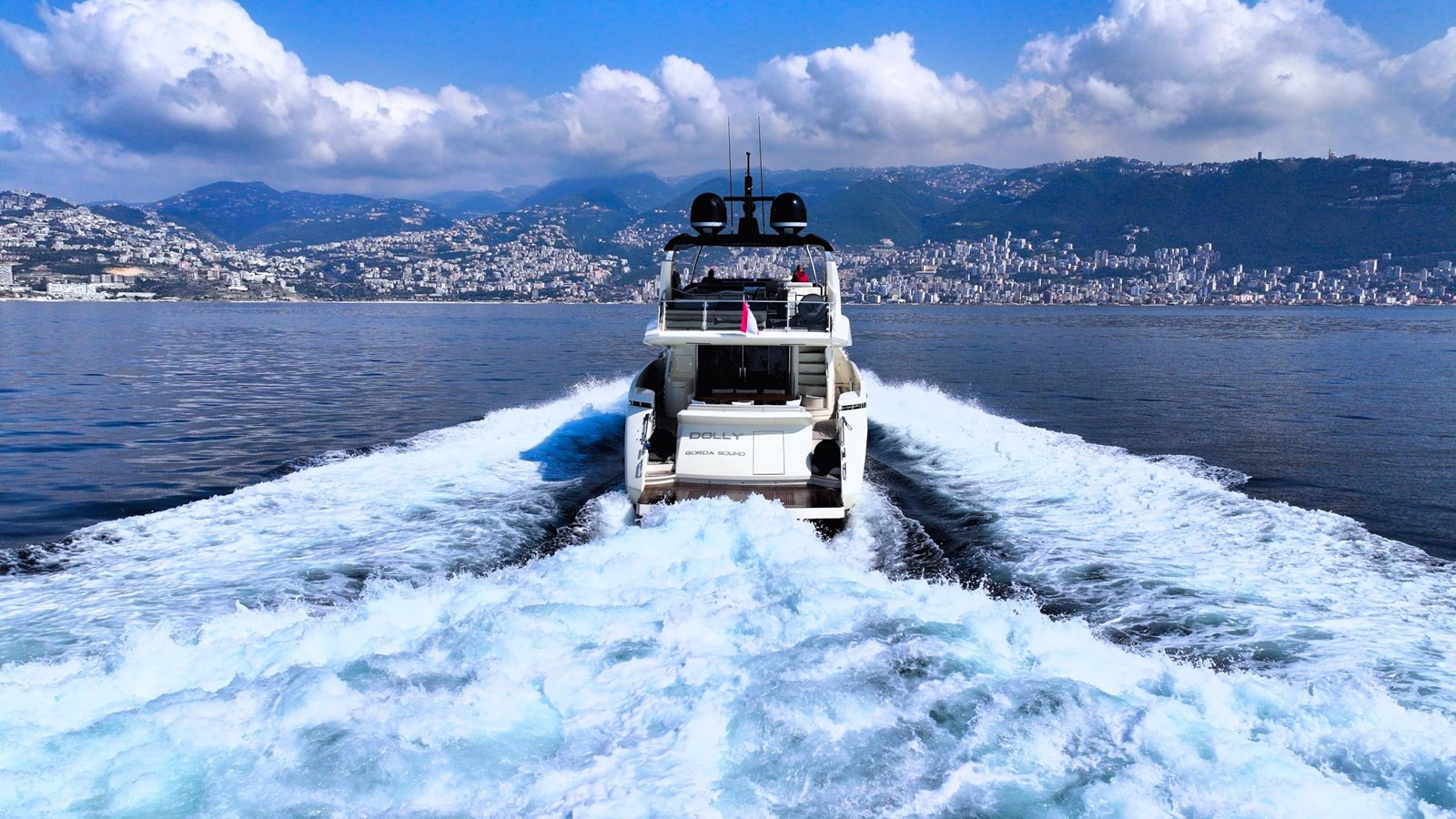 https://arconyachts.ams3.digitaloceanspaces.com/88218/conversions/large_4605302-optimize.jpg