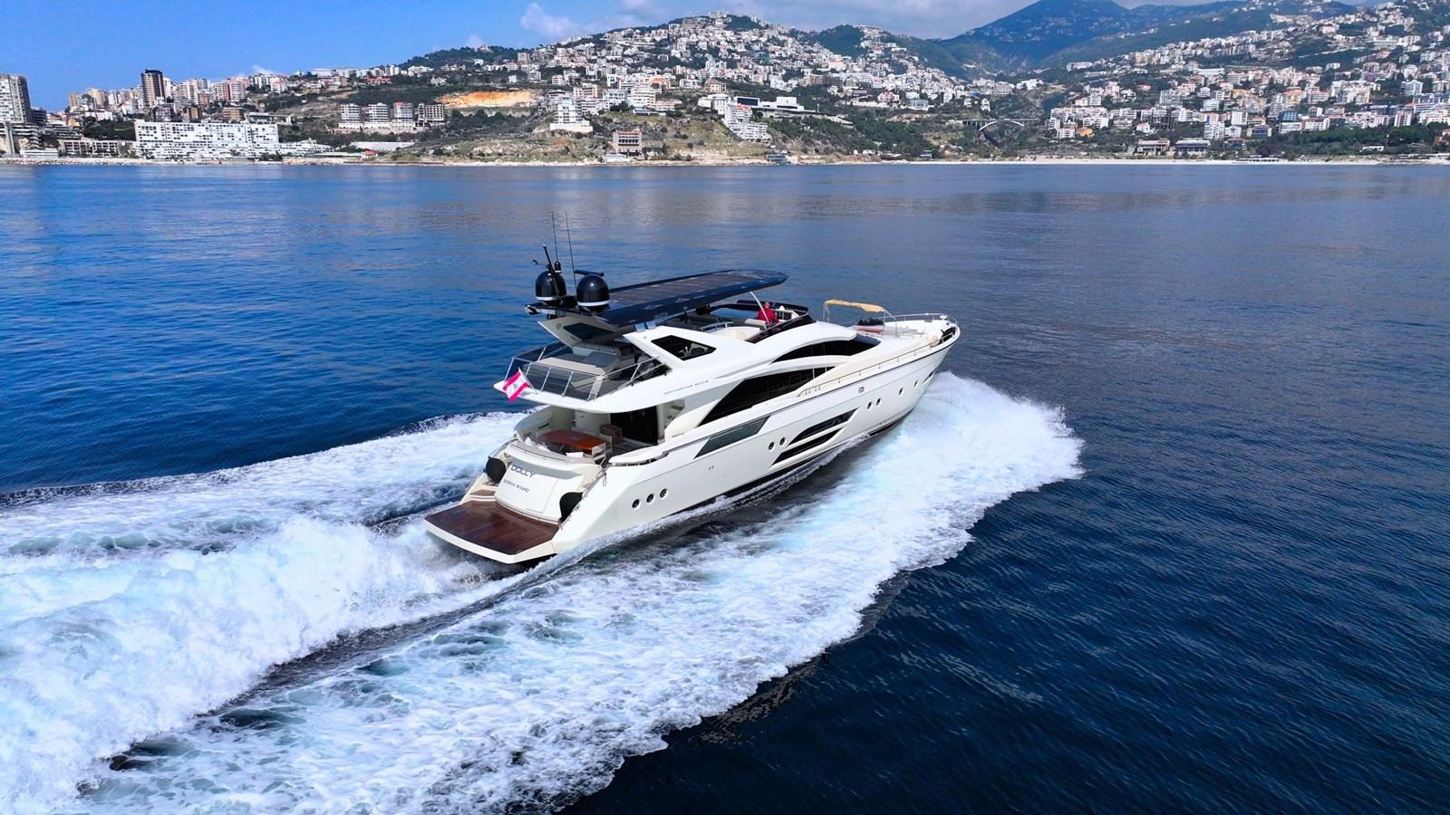 https://arconyachts.ams3.digitaloceanspaces.com/88224/conversions/large_4605304-optimize.jpg